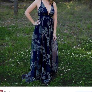 NWT Luxxel Floral Maxi Tulle Dress.  SZ L